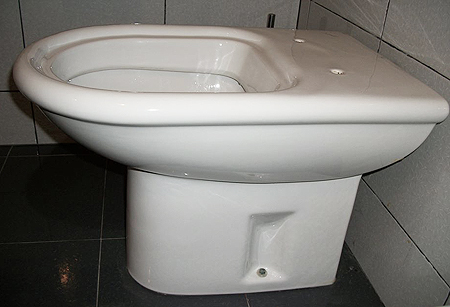 COPRIWATER con PARACOLPI forma SAGOMATA per WC con PIANO INCLINATO