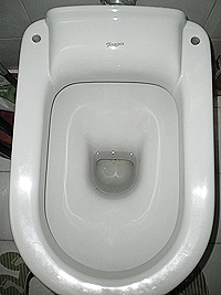 ABATTANT WC pour sanitaire (WC) avec ESPACES HORS MESURE