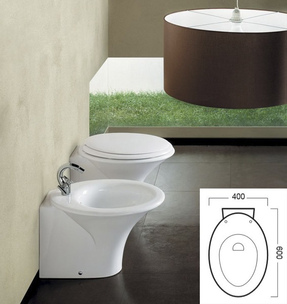 XL (Extra Large) toilet seat for LARGE SIZE toilets