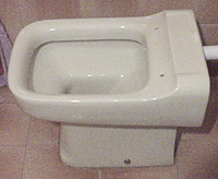 The WHEELBASE of a TOILET SEATS / (WC) what it is and how it is measured!