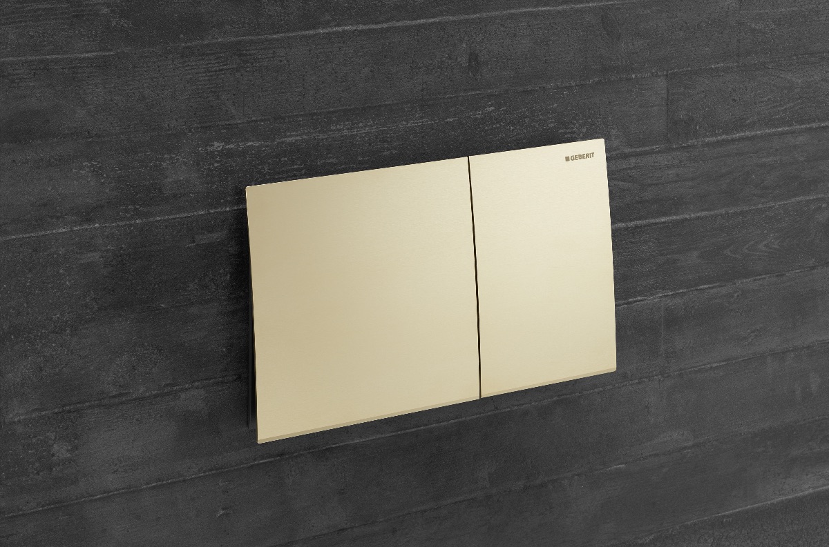 Geberit Sigma70 Placca di comando finitura ottone.